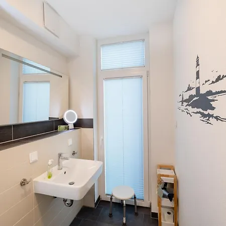 Sonnenterrasse * Glowe